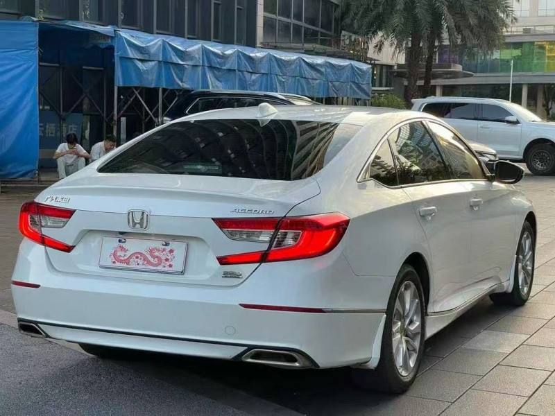 佛山21年本田雅阁7