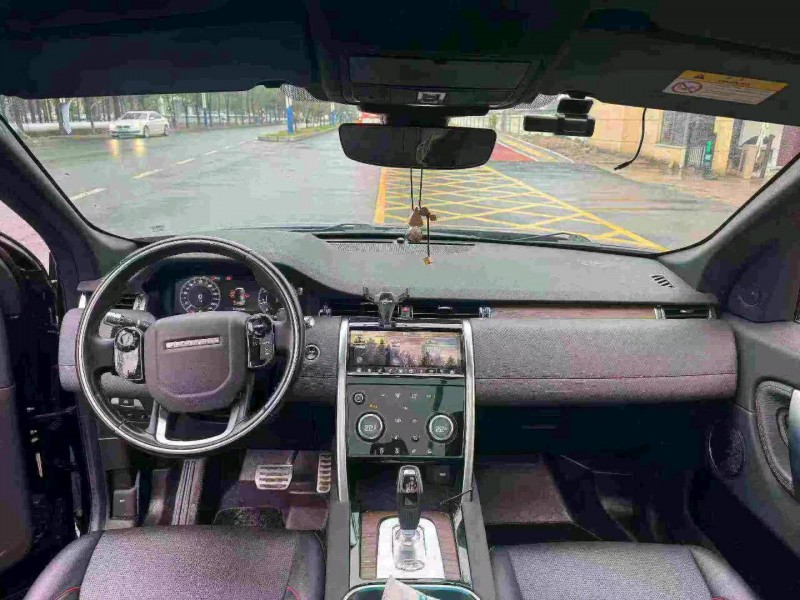 武汉20年路虎发现4