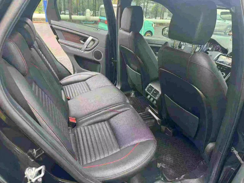 武汉20年路虎发现5