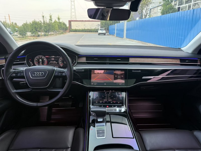 焦作19年奥迪A8L5