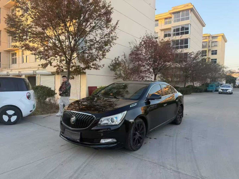 徐州15年别克君越2