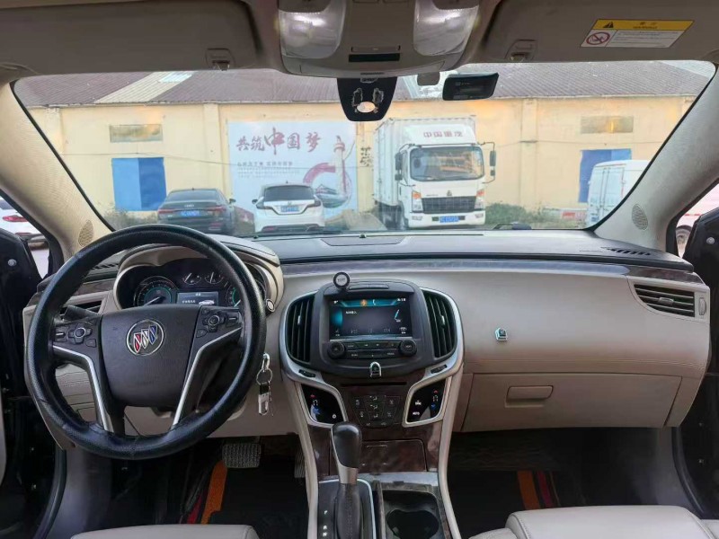 徐州15年别克君越4