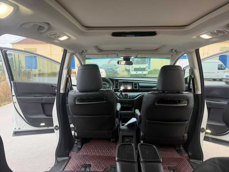 徐州21年本田艾力绅4