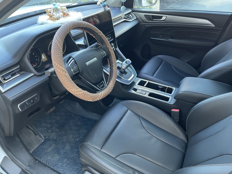 济宁23年哈弗M64