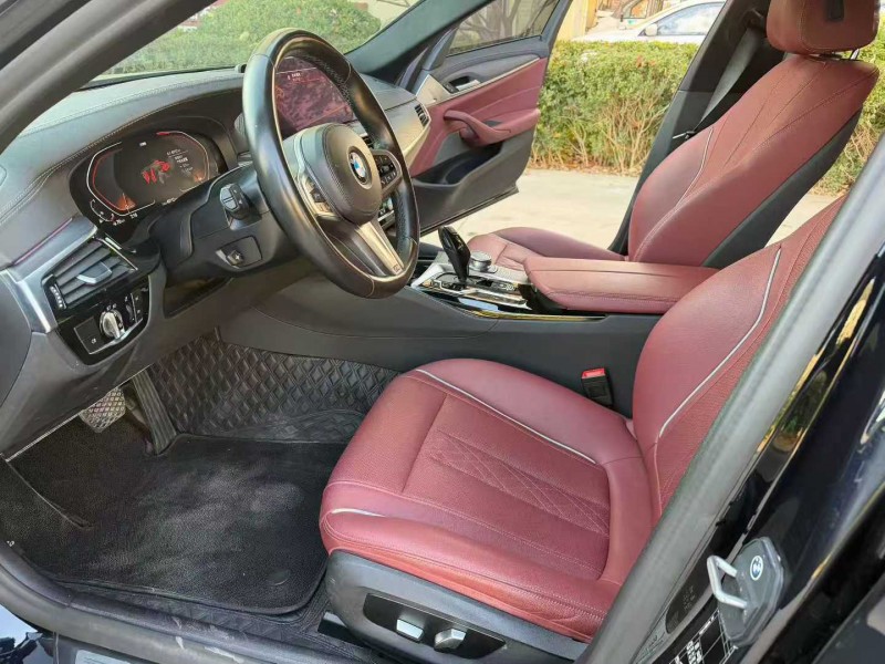 徐州21年宝马5系8