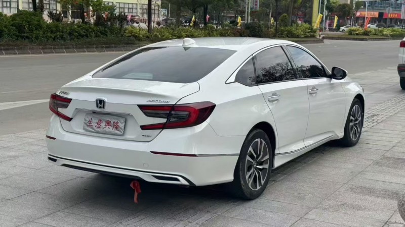 珠海22年本田雅阁7