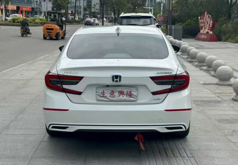 珠海22年本田雅阁9