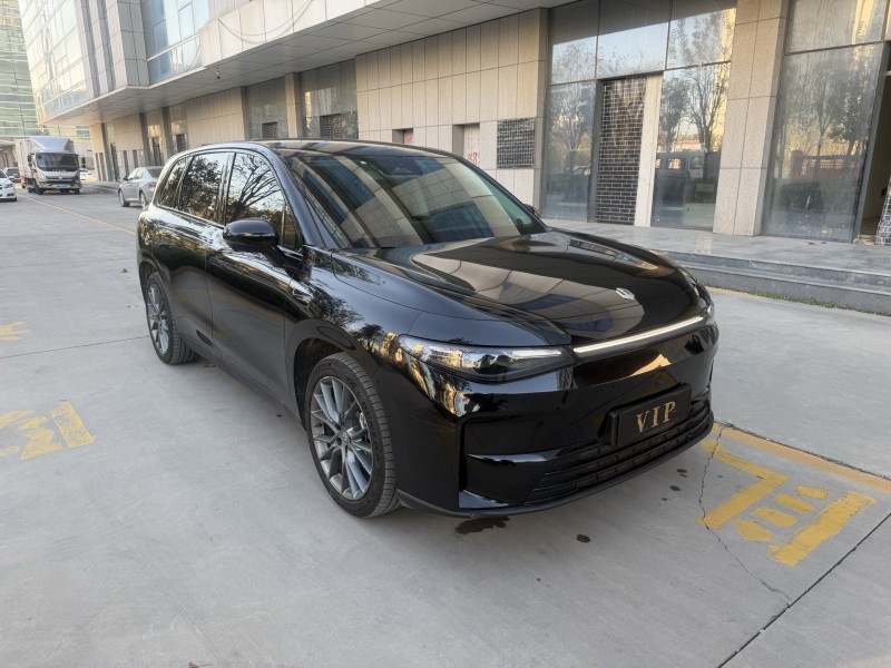 济宁24年零跑汽车C103