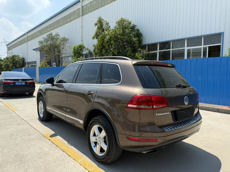 焦作15年大众途锐8