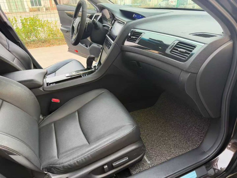 徐州17年本田思铂睿6