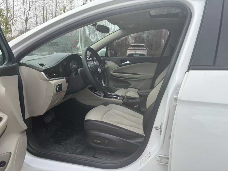 徐州17年别克威朗4