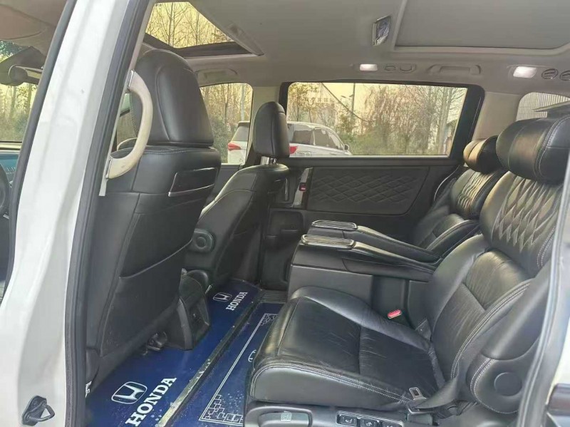 徐州20年本田艾力绅7