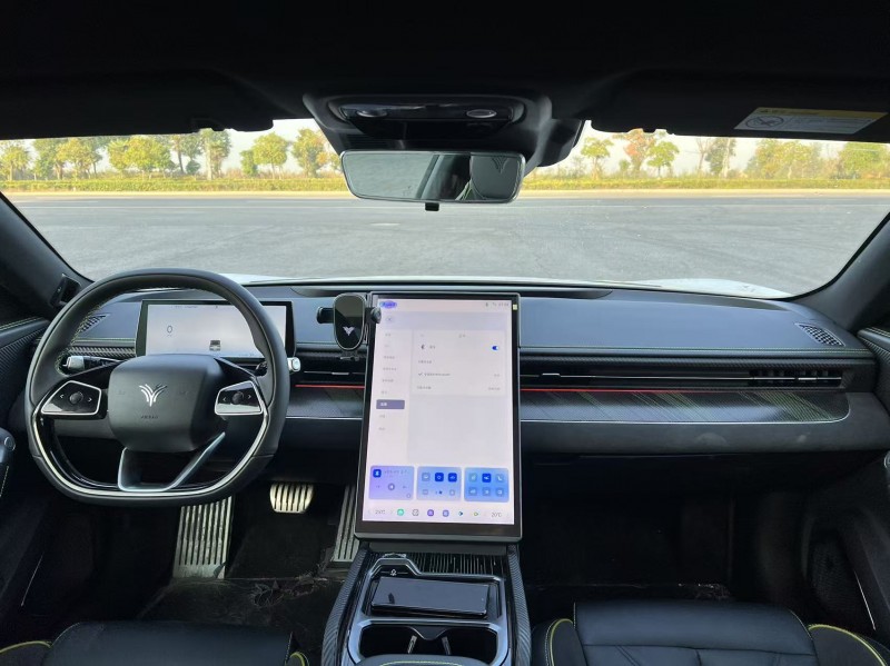 盐城24年哪吒GT5