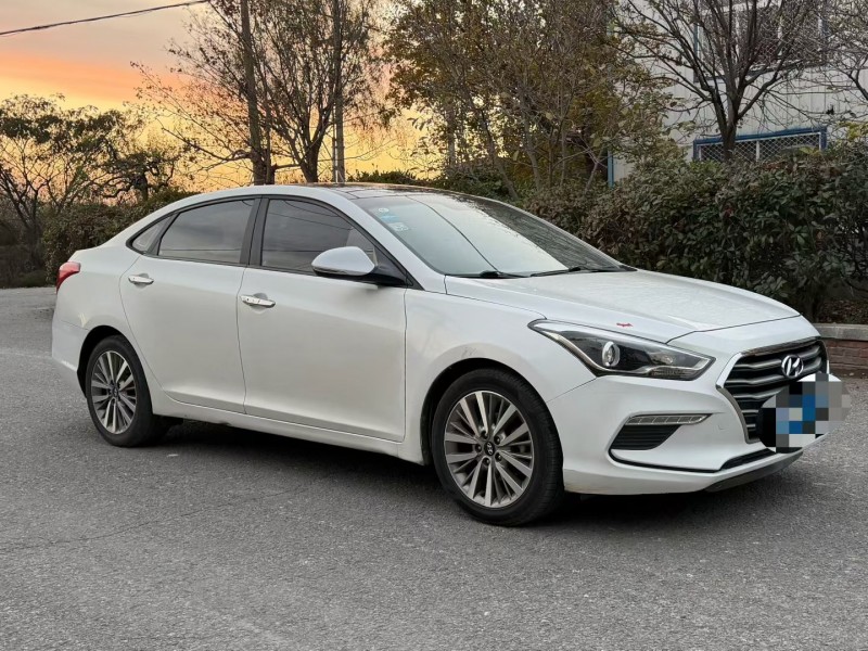 青岛18年现代名图3