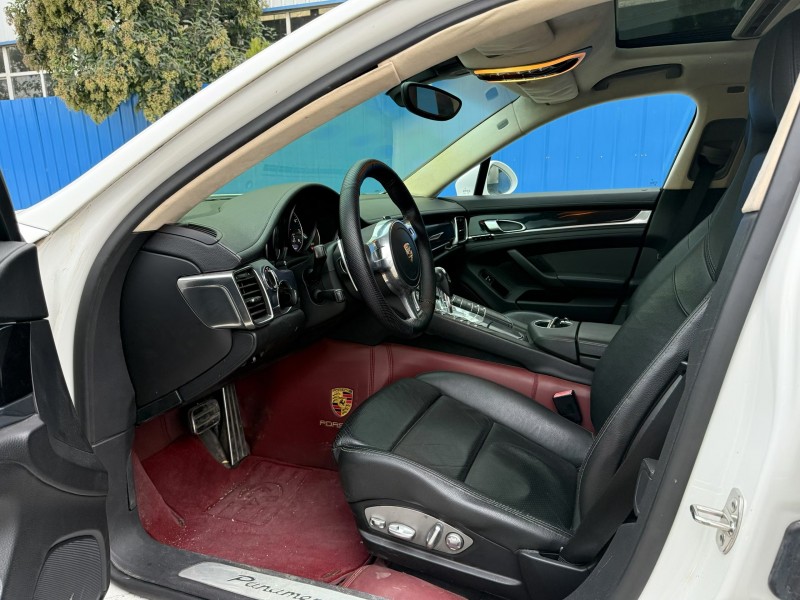 焦作12年保时捷帕拉梅拉4