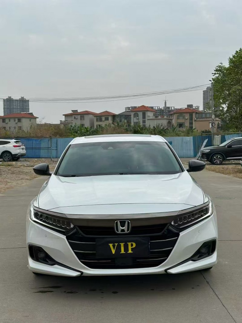 广州22年本田雅阁1