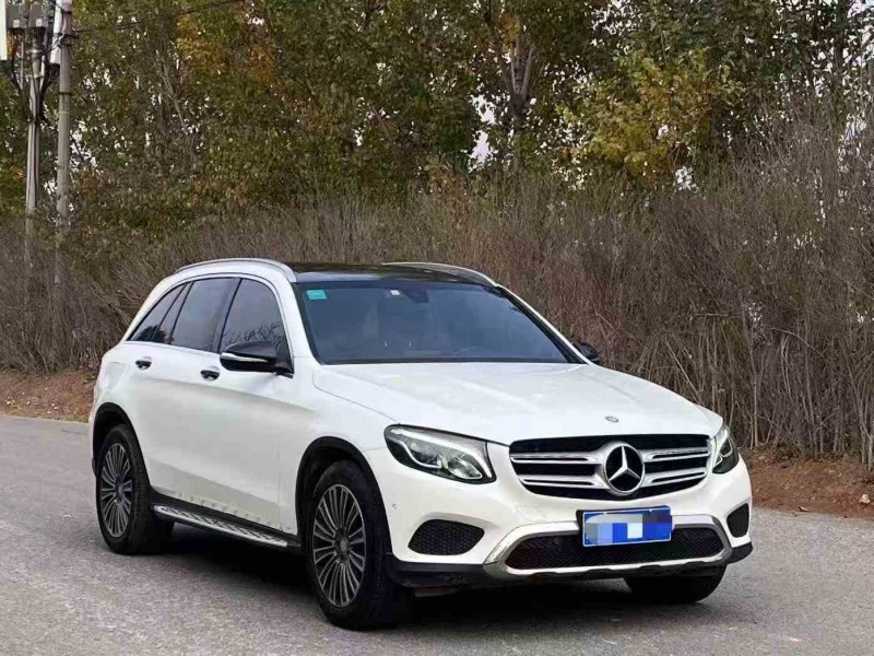 青岛16年奔驰GLC2