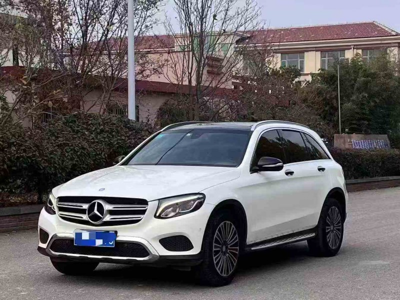 青岛16年奔驰GLC3