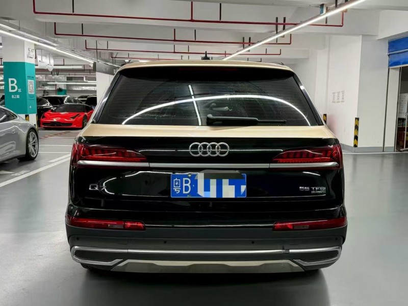 广州22年奥迪Q79