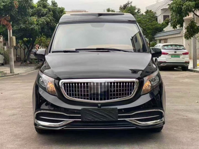 广州23年奔驰威霆1