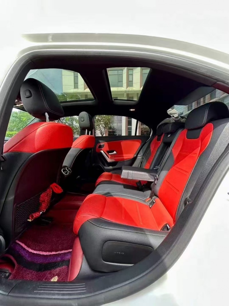 广州24年奔驰AMG4