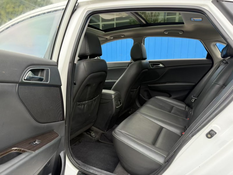 焦作17年现代名图4