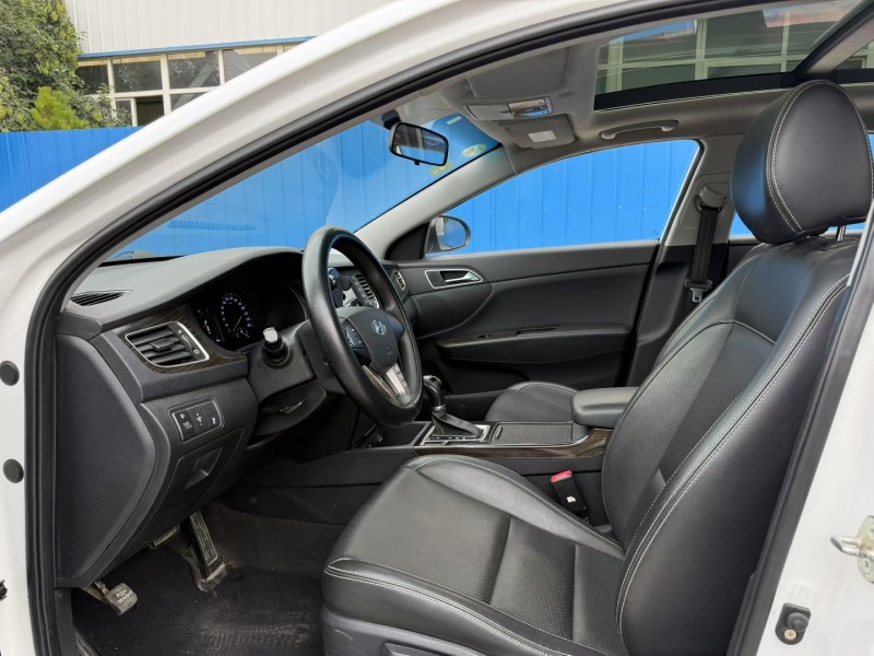 焦作17年现代名图6