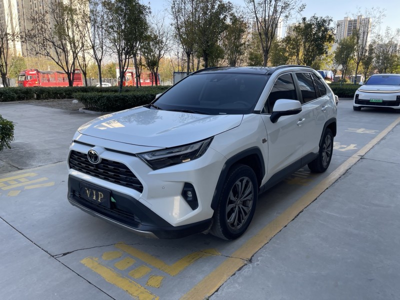 济宁23年丰田RAV4荣放2