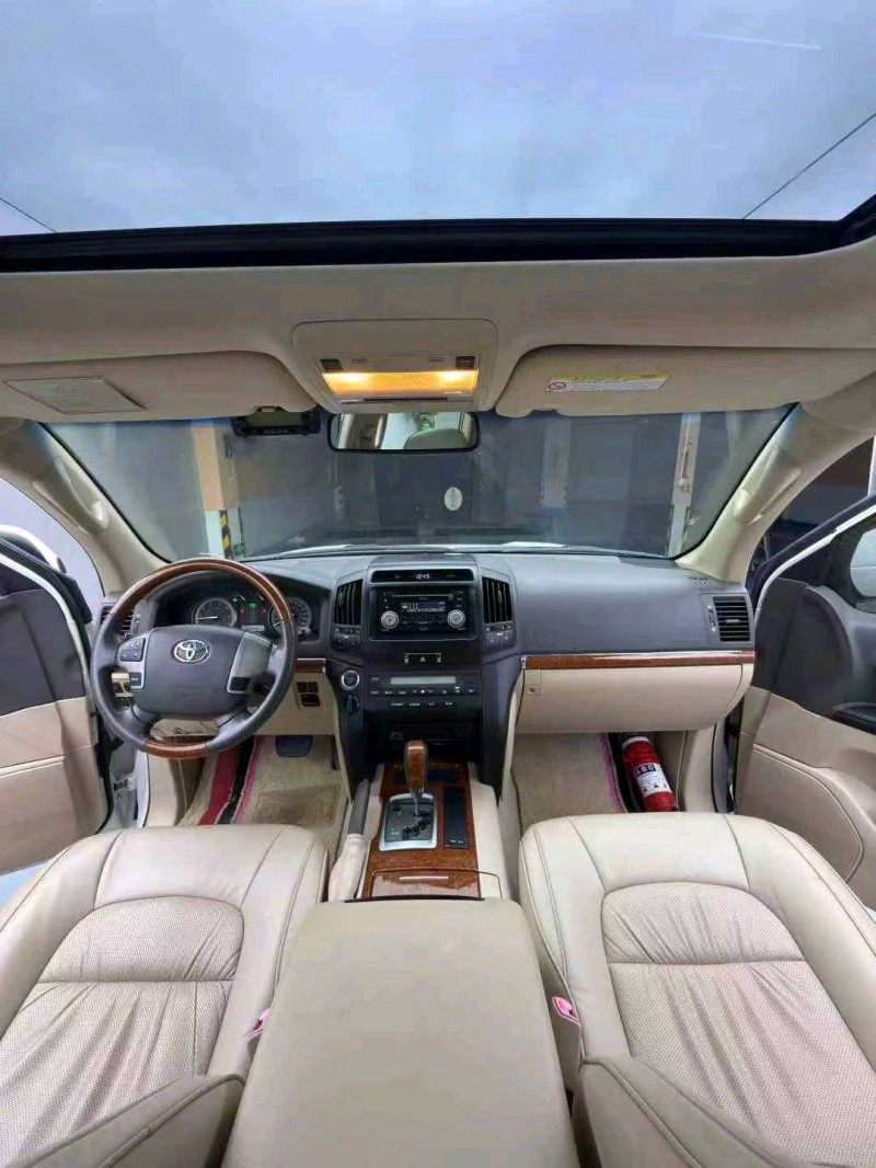 惠州13年丰田兰德酷路泽4