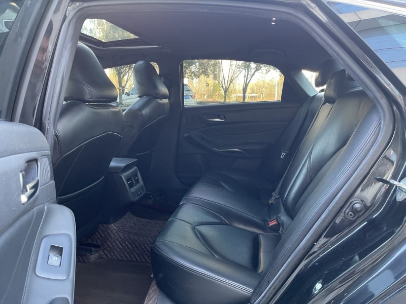 济宁21年丰田亚洲龙6