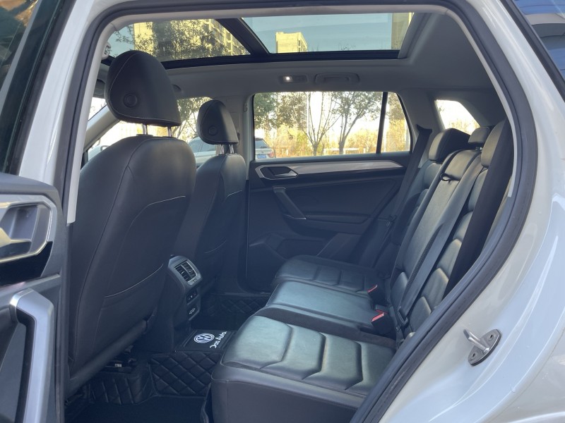 济宁20年大众探岳5