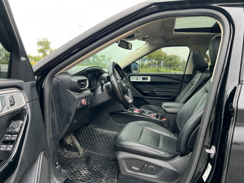 盐城22年福特探险者4