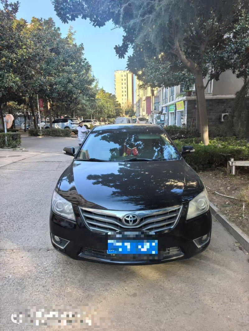 青岛15年丰田凯美瑞1