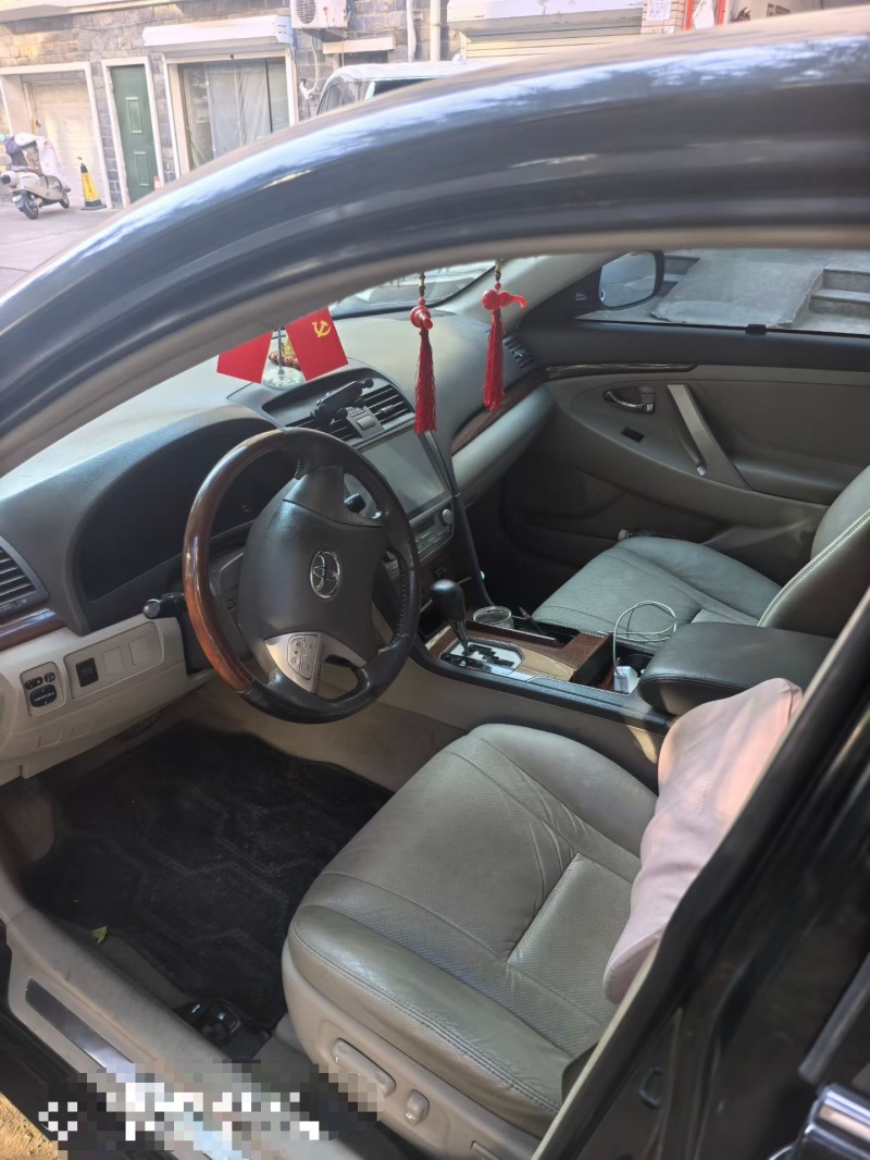 青岛15年丰田凯美瑞6