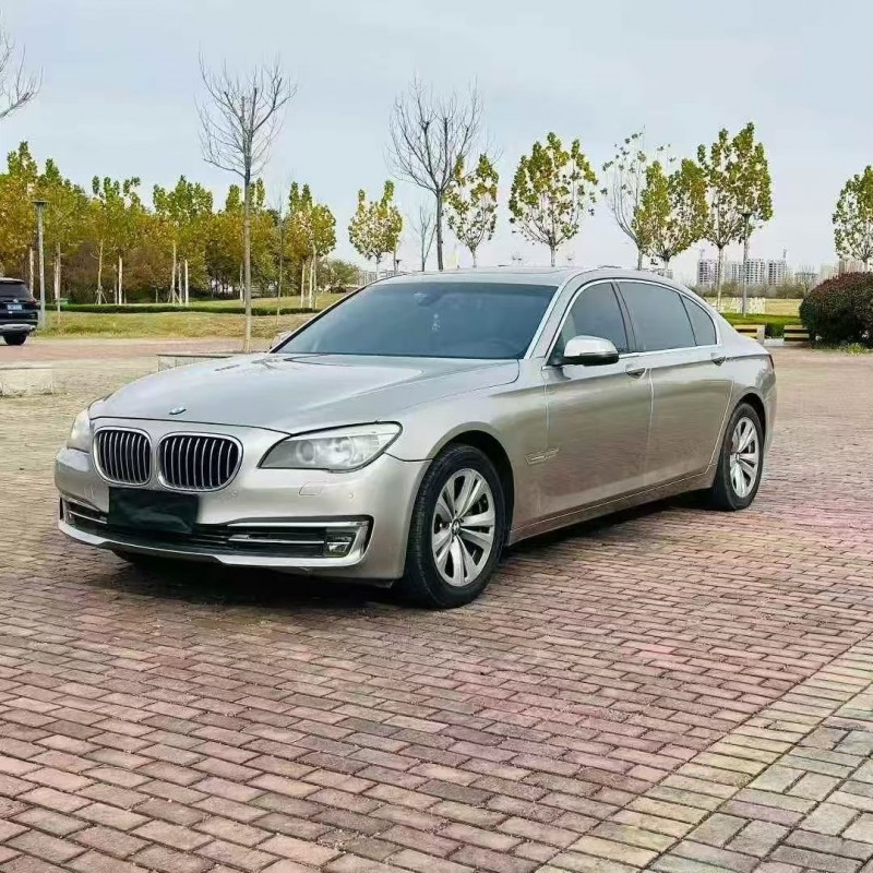 淄博10年宝马7系2