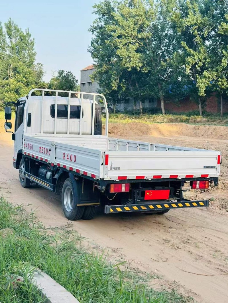 鹤壁23年凯马汽车锐航4