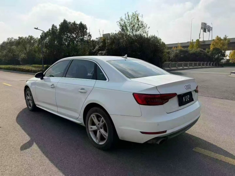 盐城17年奥迪A4L4