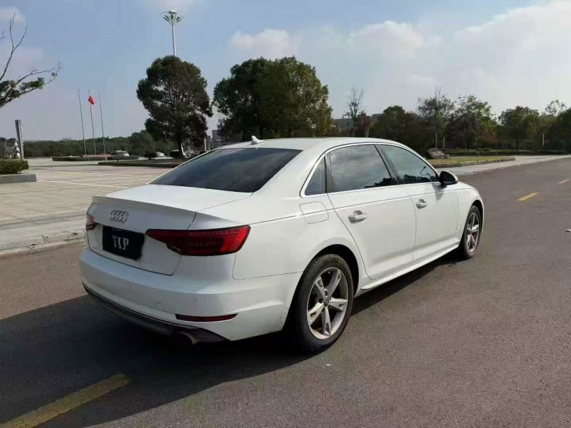盐城17年奥迪A4L5