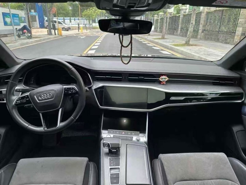 深圳20年奥迪A6L5