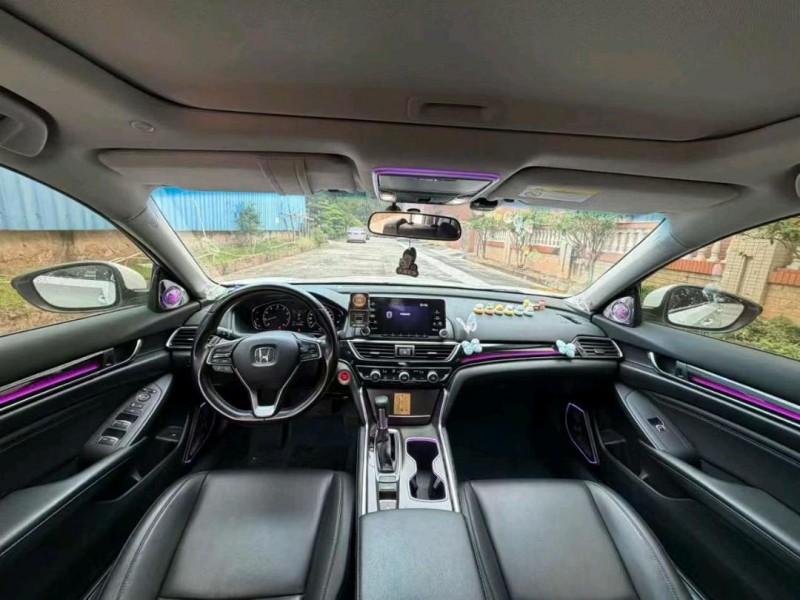 东莞21年本田雅阁6