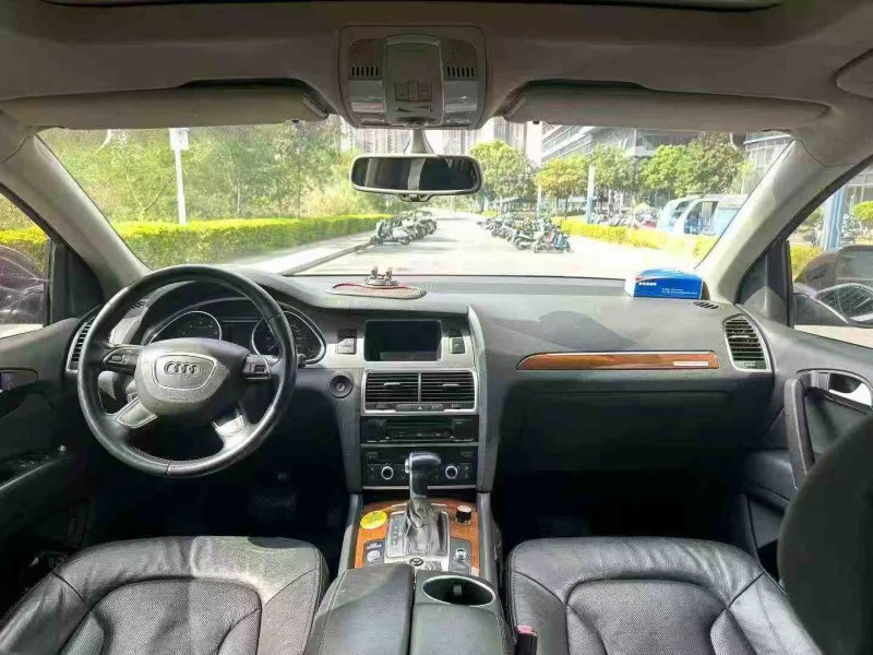 东莞15年奥迪Q75