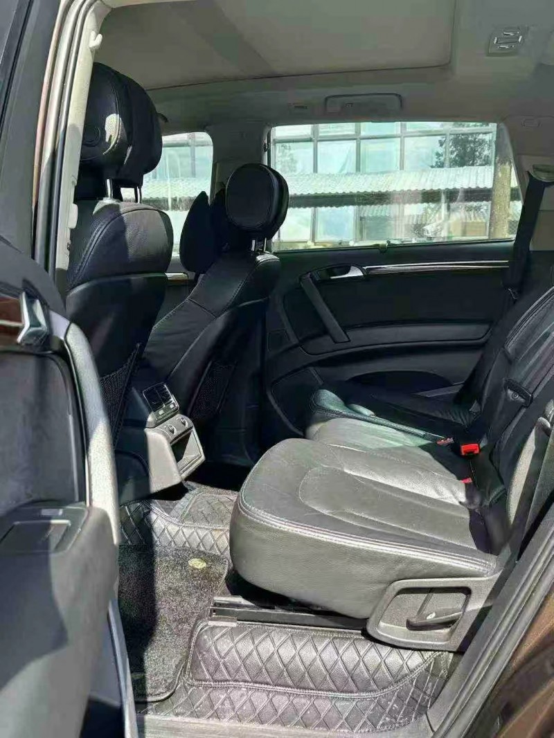 东莞15年奥迪Q76