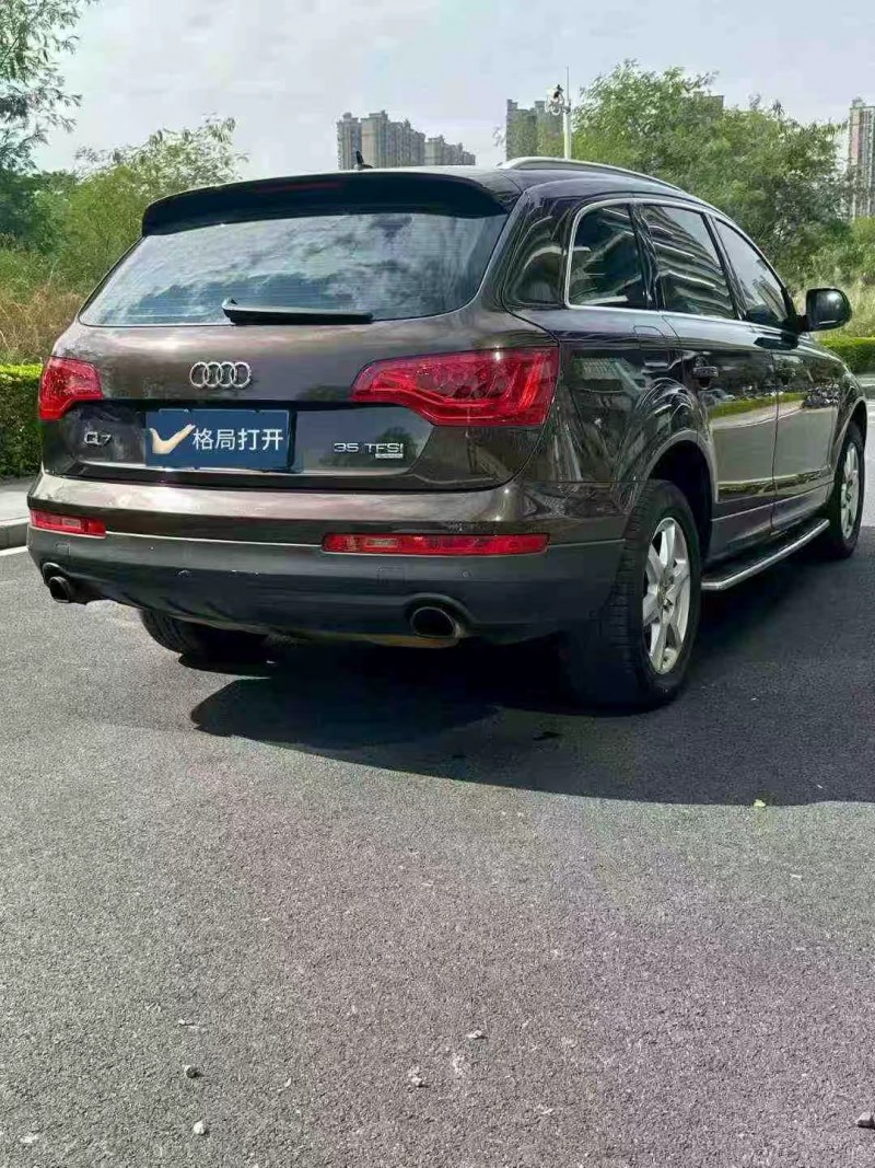 东莞15年奥迪Q78