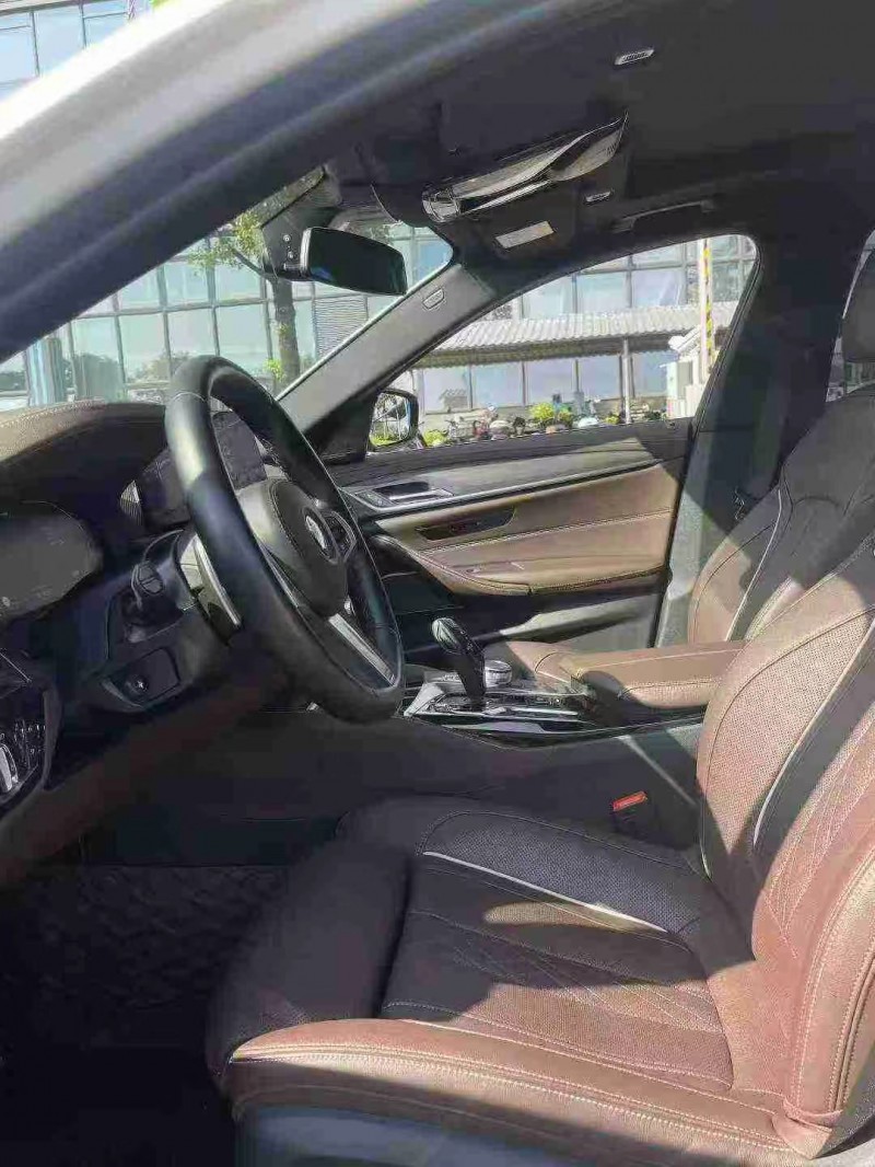 东莞22年宝马5系4