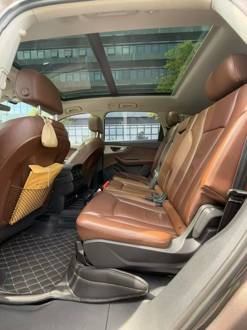 东莞16年奥迪Q76