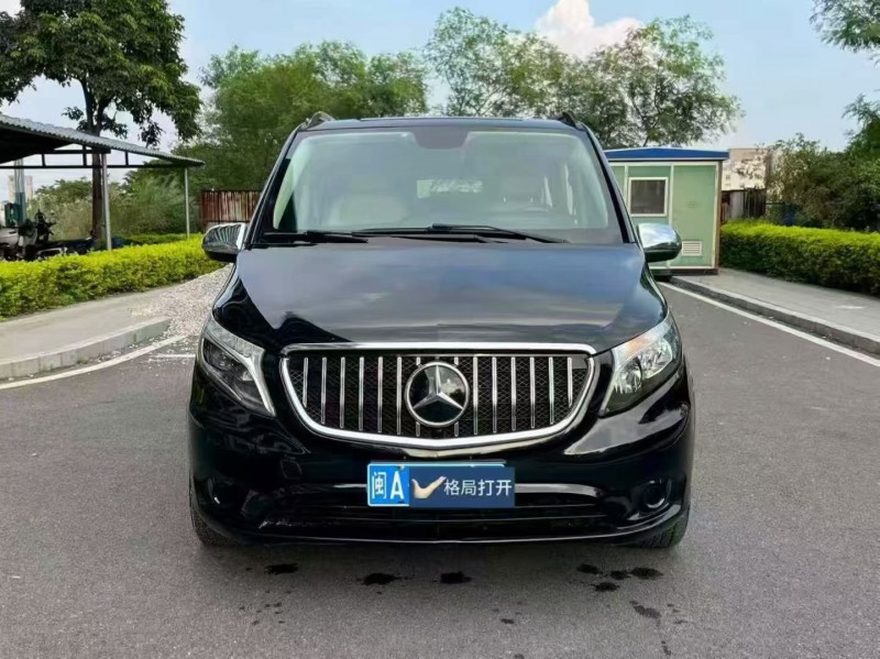 东莞18年奔驰威霆1