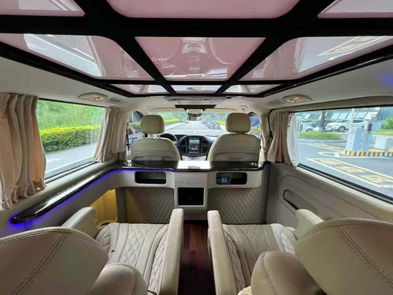 东莞18年奔驰威霆6