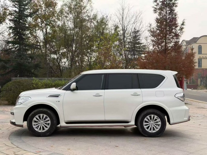 济南18年日产途乐6