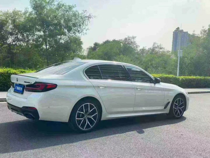 东莞22年宝马5系8