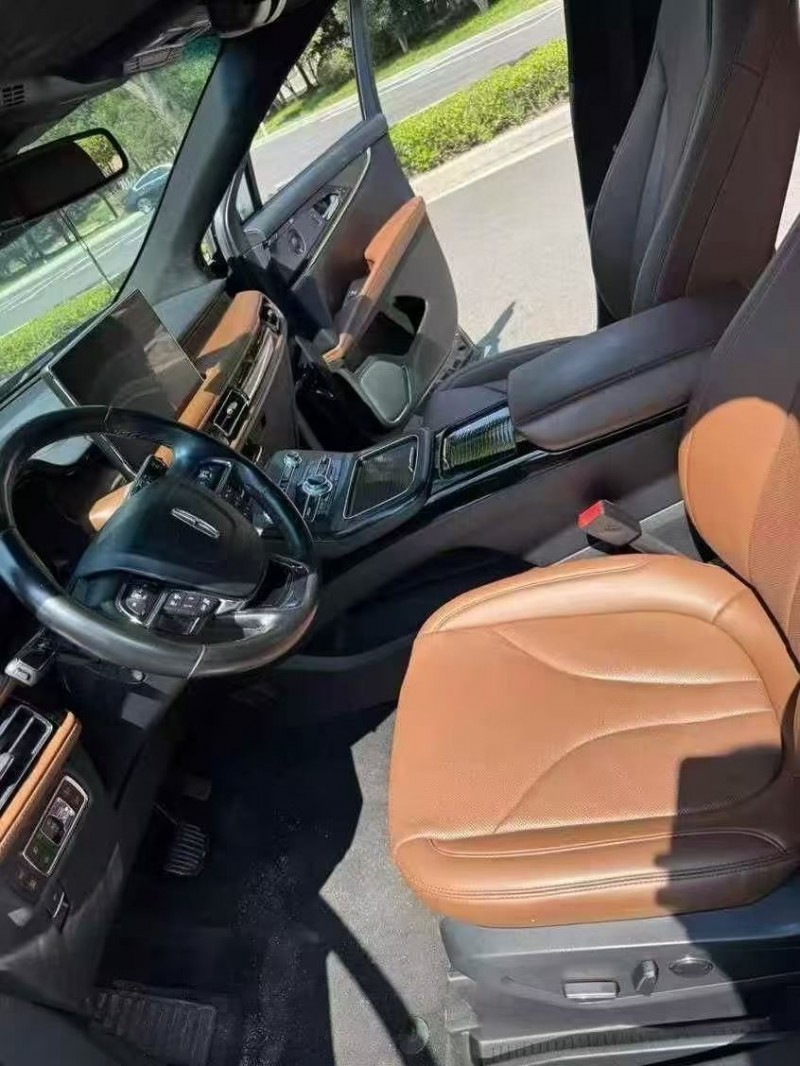 连云港21年林肯航海家5